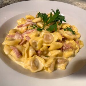 Tous nos produits - Plats Italiens Italian-Fastfood 62 Tortellinni creme et jambon- Italian Fastfood - Neuchâtel